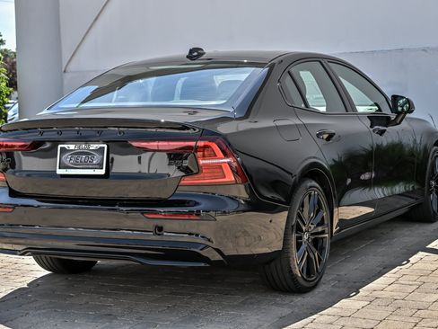 Used 2024 Volvo S60 B5 Plus w/ Protection Package Premier AWD/4WD image 13