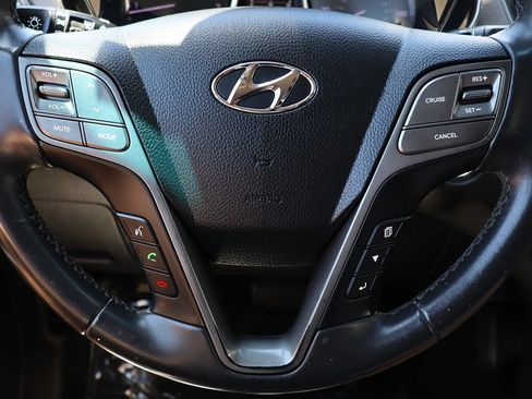 Used 2017 Hyundai Santa Fe Sport FWD image 55