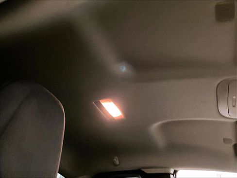 Used 2019 Chevrolet Colorado LT AWD/4WD image 21