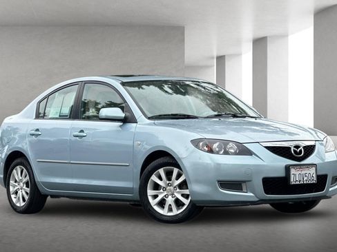 Used 2007 MAZDA MAZDA3 i Touring FWD image 2