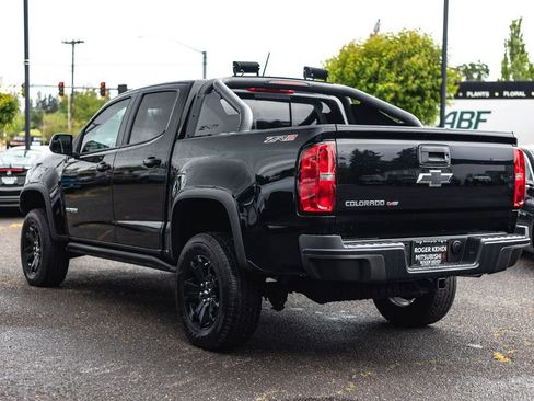 Used 2018 Chevrolet Colorado ZR2 w/ ZR2 Midnight Special Edition AWD/4WD image 14