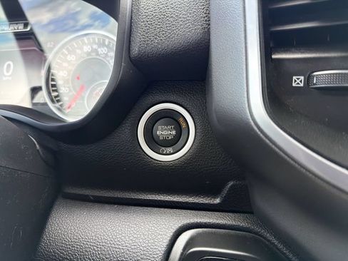 Used 2022 RAM 2500 Big Horn w/ Level A Equipment Group AWD/4WD image 17