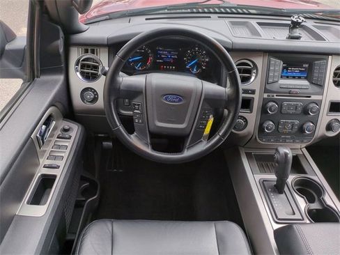 Used 2017 Ford Expedition XLT w/ Equipment Group 201A image 17