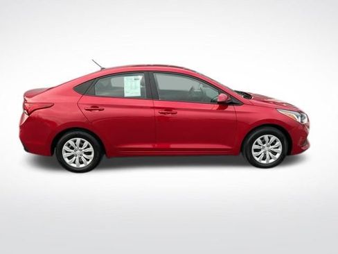 Used 2022 Hyundai Accent SE image 8