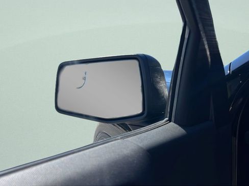 Used 2023 GMC Sierra 1500 Elevation image 12