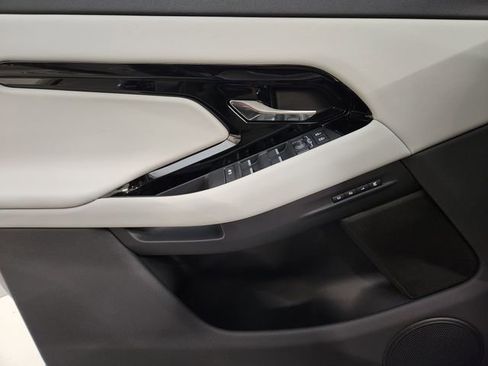 New 2026 Land Rover Range Rover Evoque S AWD/4WD image 23