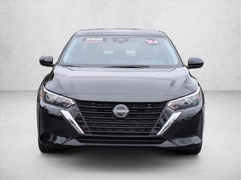 Used 2024 Nissan Sentra SV FWD image 2
