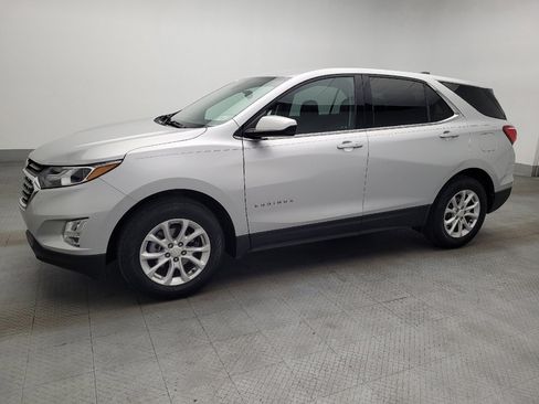 Used 2020 Chevrolet Equinox LT FWD image 2