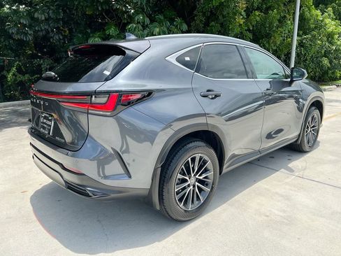 Certified 2025 Lexus NX 250 FWD w/ Accessory Package (2T) image 7