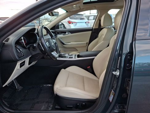 Used 2022 Kia Stinger GT1 image 14