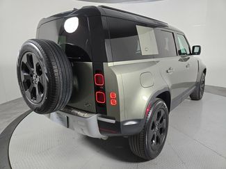 Used 2023 Land Rover Defender 110 SE video 2