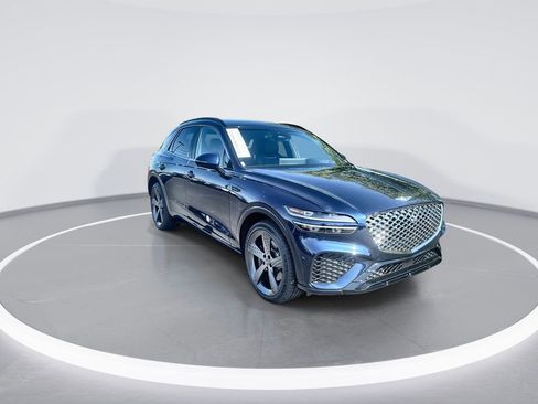 Used 2023 Genesis GV70 3.5T Sport w/ Sport Prestige Package AWD/4WD image 2
