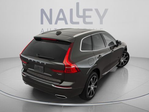 Used 2020 Volvo XC60 T6 Inscription w/ Protection Package Premier AWD/4WD image 4
