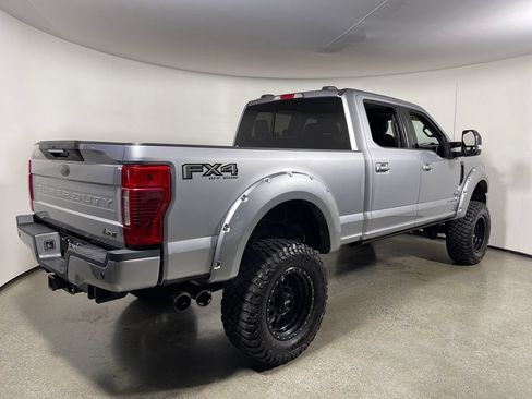 Used 2020 Ford F250 Lariat AWD/4WD image 3