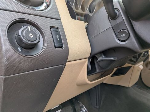 Used 2012 Ford F250 XLT w/ XLT Premium Pkg image 15