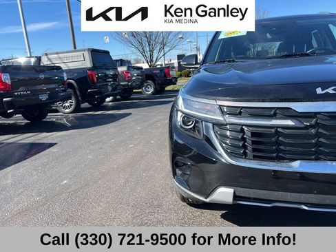 Certified 2025 Kia Seltos EX image 18