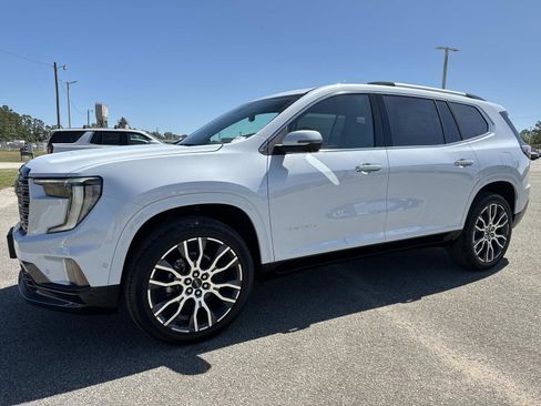 New 2026 GMC Acadia Denali Ultimate AWD/4WD image 7