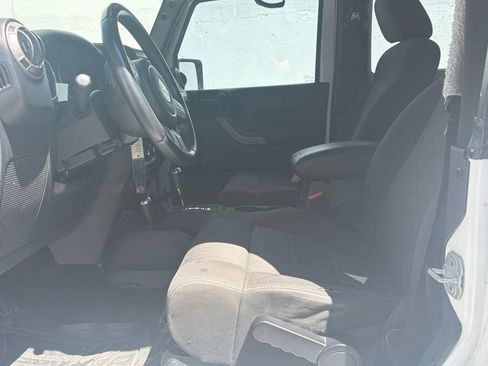 Used 2012 Jeep Wrangler Sport w/ Connectivity Group AWD/4WD image 3