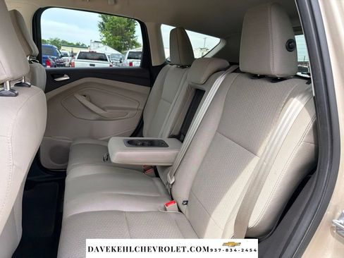 Used 2018 Ford Escape SE FWD image 16