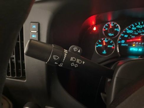 Used 2023 Chevrolet Express 2500 w/ Driver Convenience Package image 37