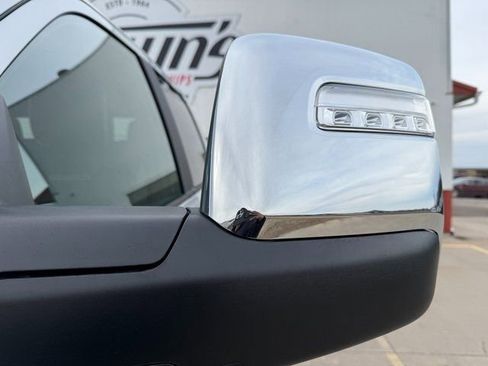 New 2026 RAM 2500 Laramie w/ Towing Technology Group image 17