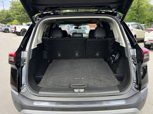 Certified 2023 Nissan Rogue SV w/ SV Premium B Package FWD image 20