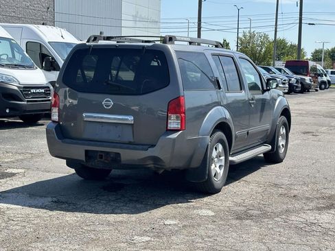 Used 2006 Nissan Pathfinder SE w/ (S01) Side Air Bags Pkg AWD/4WD image 4