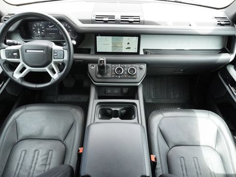 Used 2020 Land Rover Defender 110 HSE AWD/4WD image 9