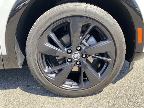 Used 2023 Buick Envision Preferred FWD image 10