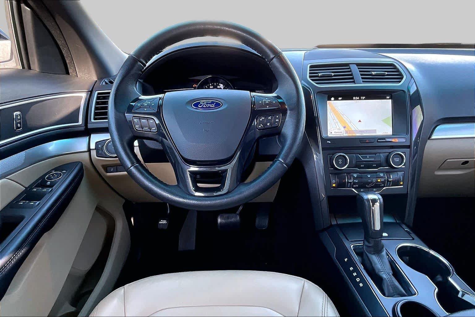 Used 2017 Ford Explorer XLT w/ Equipment Group 202A FWD image 6