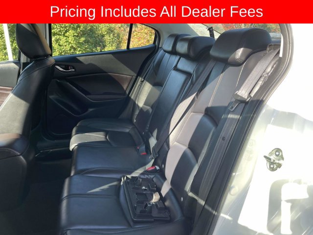 Used 2017 MAZDA MAZDA3 Touring w/ Popular Equipment Package FWD image 17