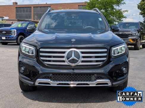 Used 2025 Mercedes-Benz GLB 250 4MATIC image 9