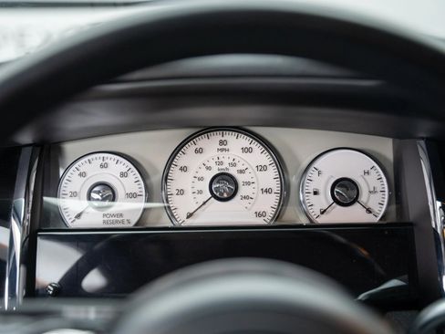 Used 2013 Rolls-Royce Ghost image 35