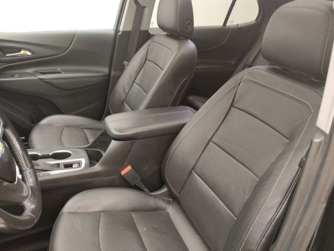 Used 2020 Chevrolet Equinox Premier AWD/4WD image 17