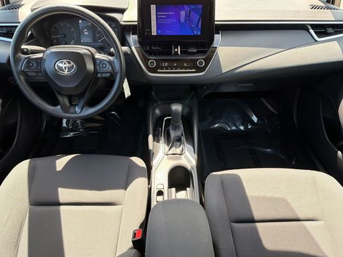 Used 2025 Toyota Corolla LE FWD image 14