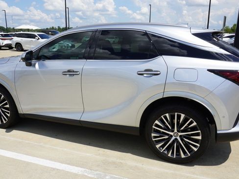 Certified 2026 Lexus RX 350 Premium Plus w/ Convenience Package FWD image 8