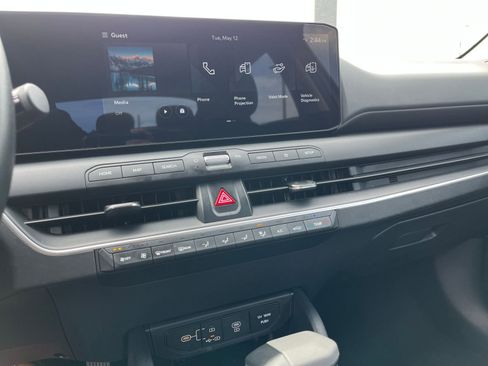 Used 2025 Kia K4 FWD image 20