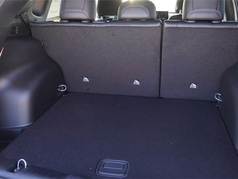 New 2026 Jeep Compass Latitude image 13