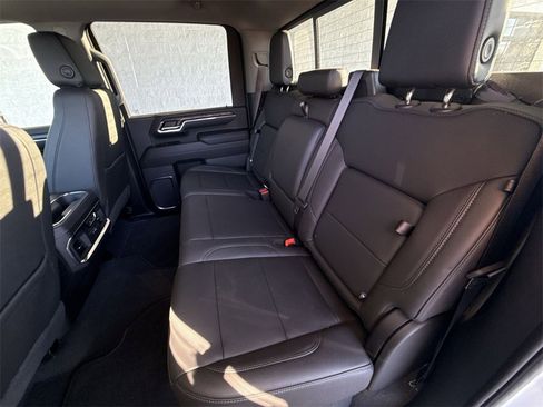 Certified 2024 GMC Sierra 2500 SLT w/ SLT Premium Package image 25