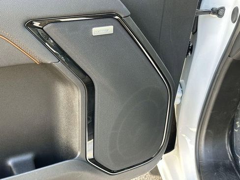 Used 2025 GMC Sierra 1500 AT4 image 23