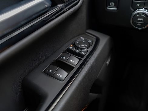 New 2026 GMC Sierra 2500 AT4 w/ AT4 Premium Plus Package AWD/4WD image 19