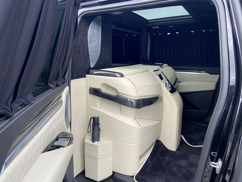 New 2025 Cadillac Escalade ESV Sport Platinum image 54