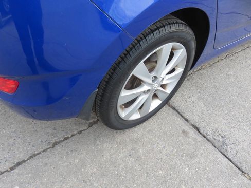 Used 2014 Hyundai Accent SE w/ Option Group 3 image 31