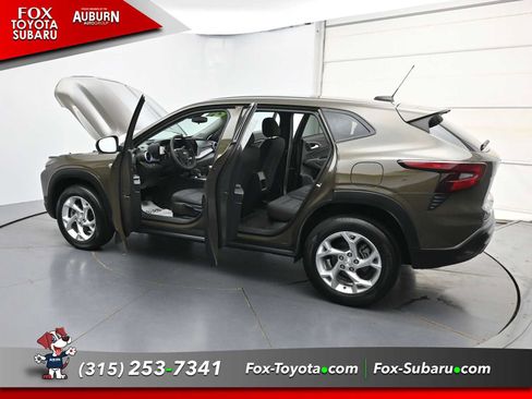 Used 2024 Chevrolet Trax LS w/ LS Convenience Package FWD image 41