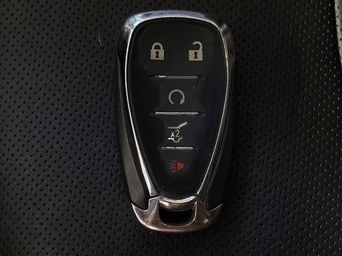 Used 2018 Chevrolet Equinox Premier AWD/4WD image 32