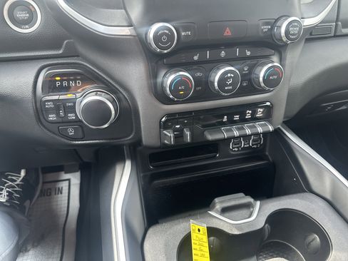 Used 2021 RAM 1500 Big Horn AWD/4WD image 36