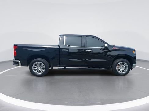 Used 2025 Chevrolet Silverado 1500 LTZ w/ Technology Package image 6