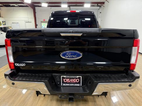 Used 2017 Ford F250 Lariat w/ Lariat Value Package AWD/4WD image 6
