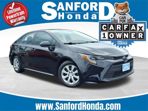 Used 2024 Toyota Corolla LE FWD image 1