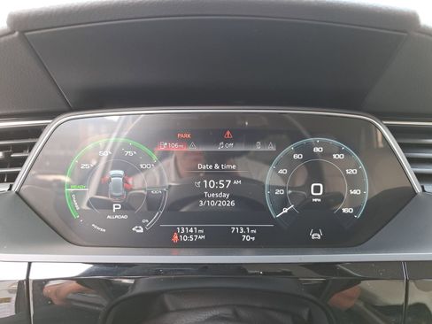 Certified 2024 Audi Q8 e-tron Premium Plus image 20